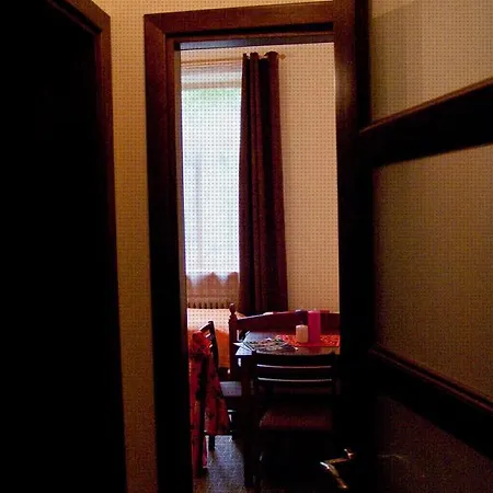 Lux Hostel *
