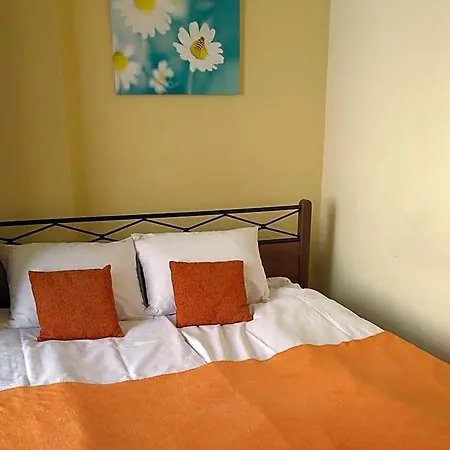 Lux Hostel *